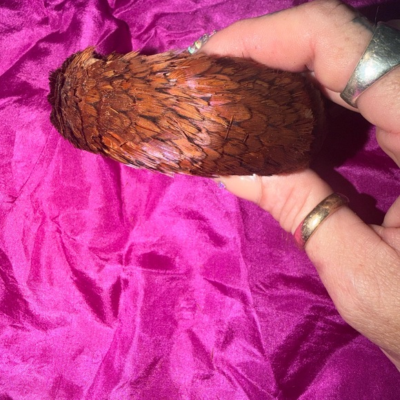 Handmade Hawaiian Feather Hat Band - Picture 3 of 6